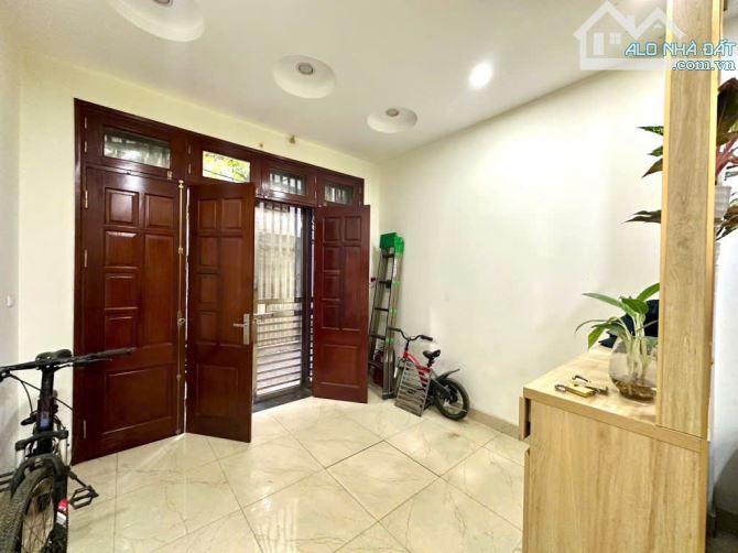 Hiếm! Nhà đẹp An Dương Vương – Gần ô tô, 5 tầng, 2 mặt thoáng, sổ vuông – Giá tốt chỉ 6.5