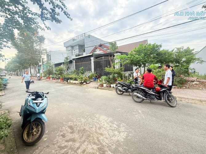 Bán Lô Đất Tái định Cư Gần Ngã tư bình trị dĩ an Bình dương 2 tỷ 500 triệu