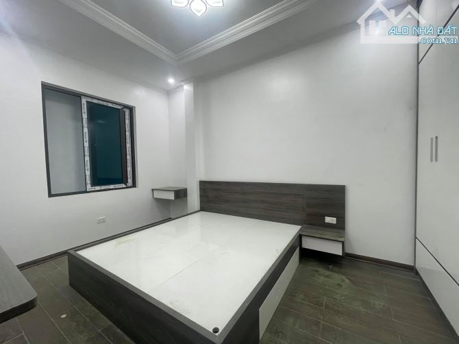 CCMN 5 tầng Khương Đình, 42m² – 9 phòng khép kín, dòng tiền 40tr/tháng, giá 8.1 tỷ