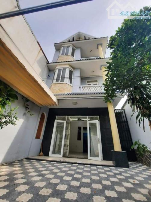 Bán Biệt Thự Hương Lộ 2, 200m2, 7x29m, 4 tầng, hẻm Ô TÔ 7m, giá nhỉnh 12 tỷ - 8