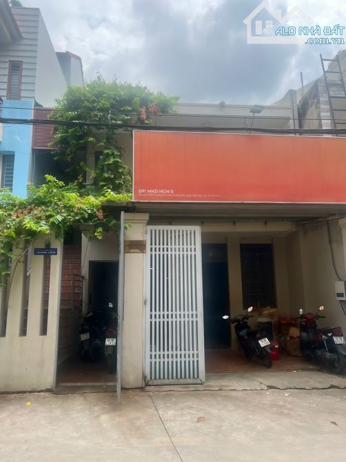 Bán nhà Lê Trọng Tấn, 200m2, 8x25m, 3 Tầng, hẻm Ô TÔ 7m thông thoáng, 4PN, giá thương lợng