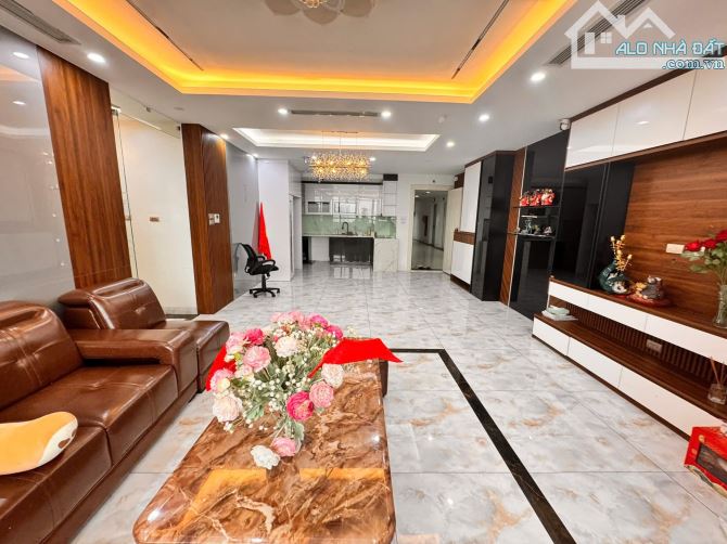 Bác Bình bán Căn hộ N06-02 Dịch Vọng, Thành Thái, 82m2, 3PN, 5.1 tỷ