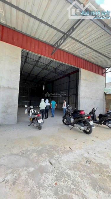 BÁN XƯỞNG 1553m MẶT TIỀN NGUYỄN VĂN BỨA GIÁ 32.5 ty