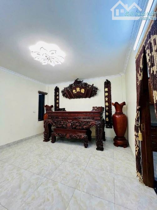 BÁN NHÀ DÂN XÂY 6 TẦNG THANG MÁY – 78m2- MT: 4,5M, GIÁ 21 TỶ- NGÕ Ô TÔ – CÁCH PHỐ HOÀNG N - 10