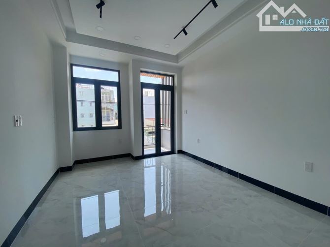 Bán nhà 4 tầng MT Lê Quang Định –Nơ Trang Long, DTSD 200m2, 16 tỷ - 10