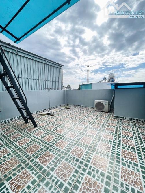 Nhà 4 tầng 1/ đường TRƯƠNG THỊ HOA, phường TÂN THỚI HIỆP, Q12, dt 64m2 (4,5mx14m), Hẻm Ôtô - 11