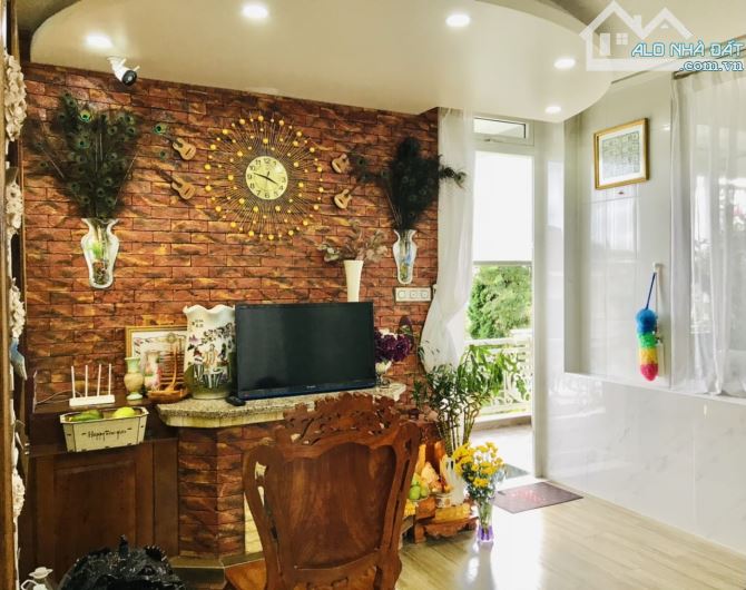VILLA 2 MẶT TIỀN ĐƯỜNG YÊN THẾ NGANG 17,5M- 212M2 4 TẦNG 8P CÁCH CHỢ ĐÀ LAT 3,2KM GIÁ 29TỶ - 11