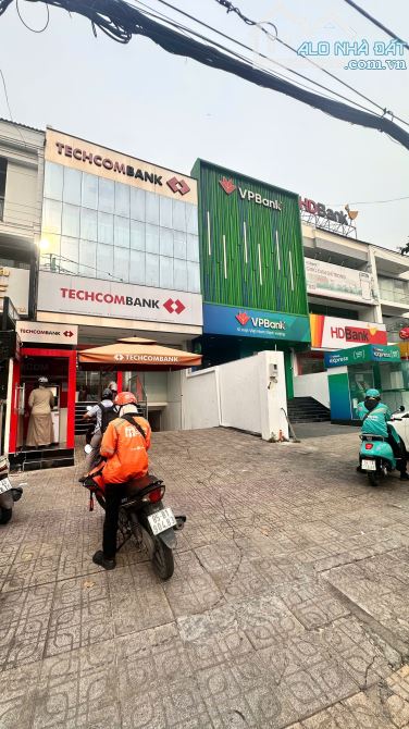 Gấp bán căn nhà 118m2 mặt tiền đường Đặng văn bi , p. Bình thọ ,tp . Thủ Đức -18 tỷ - 1