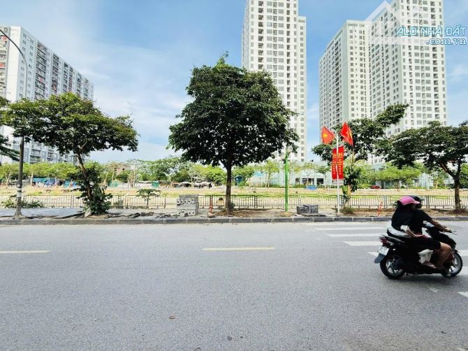 Siêu Hiếm! Bán Nhà MP Cầu Lủ Vũ Tông Phan 50M, 1 Tầng Chỉ 16 Tỷ, Kinh Doanh Sầm Uất - 1