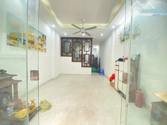 Bán nhà Cầu Đơ_Vài bước ra phố_Trung tâm quận_Nhà 4 tầng kiên cố_Nội thất xịn_45 m2_8 tỷ 8 - 1