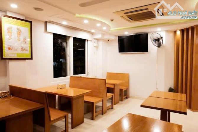 Bán Khách Sạn & Massage Góc 2MT Quận 7 , 9x18m , Hầm 6 tầng , Giá 50 tỷ về 47 tỷ - 1