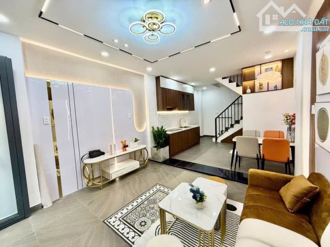 HẺM XE HƠI 6M PHAN XÍCH LONG - GIÁP QUẬN 1 - NHÀ MỚI 3 TẦNG BTCT - NHỈNH 5 TÝ - 1