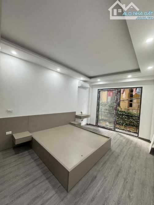 VŨ NGỌC PHAN - ĐỐNG ĐA - LÔ GÓC - THANG MÁY - NHÀ MỚI Ở NGAY - KINH DOANH - CHỈ 9.9 TỶ - 1