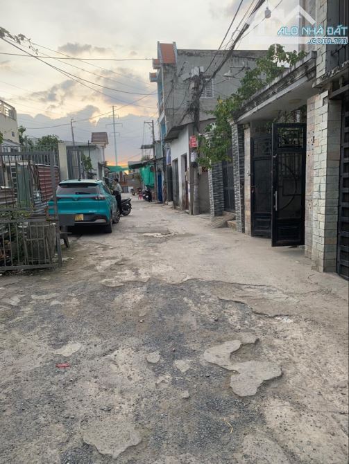 Bán nhà đường T15 phường An Phú Đông Quận 12 - 1