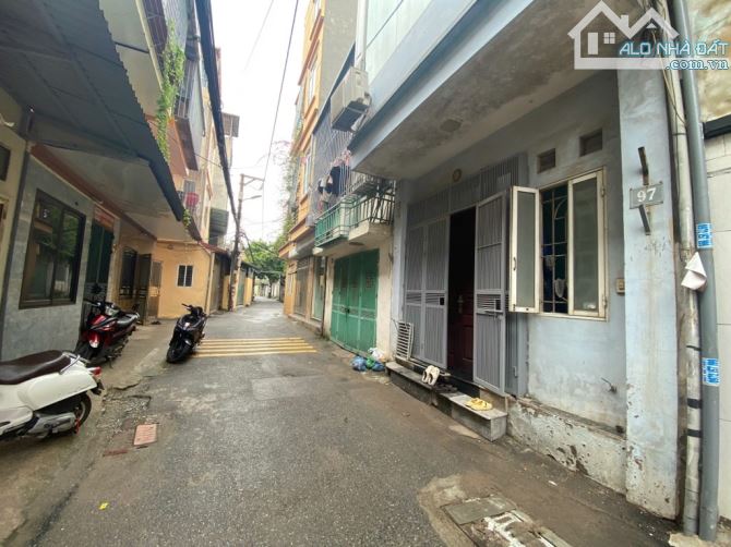 Bán nhà Hoàng Tăng Bí, 4 tầng, ngõ nông ô tô tránh trước nhà giá 5,85 tỷ - 1
