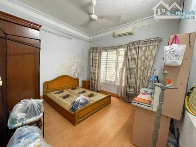 KHU VỰC TT NGỌC THỤY, NGÕ Ô TÔ, XUNG QUANH TIỆN ÍCH ĐỦ,ĐẦY, GIÁ CHỈ HƠN 5 TỶ.  DT: 47m, mt - 1