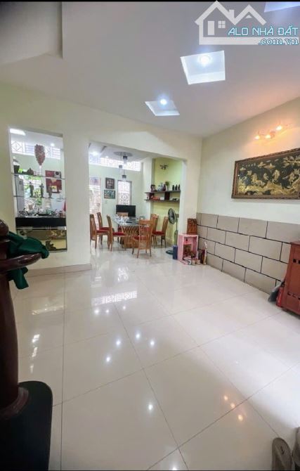 BIỆT THỰ ĐẲNG CẤP–THIẾT KẾ HIỆN ĐẠI!Ngang 6m Dài 20m đường Tạ Quang Bửu Q8 Chỉ 23,99 Tỷ TL - 1