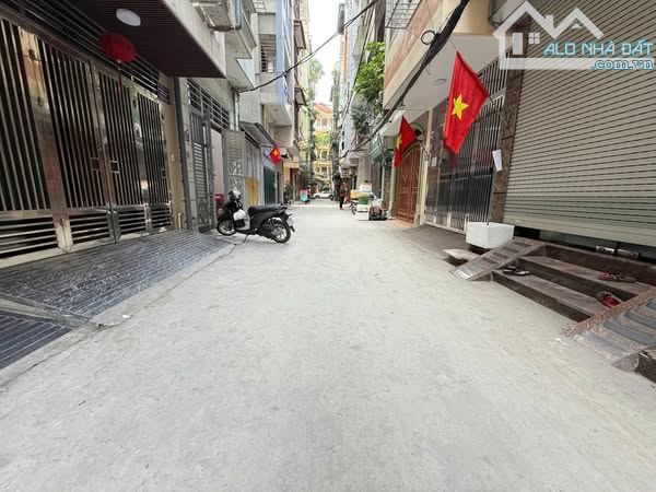 TRUNG TÂM ĐỐNG ĐA - OTO TẬN CỬA - 5 TẦNG - 33MV - Ở NGAY - CHỈ 6.x nhỏ - 1