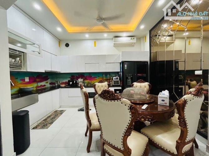 BÁN NHÀ LẠC TRUNG 55M NHÀ ĐẸP Ô TÔ LÔ GÓC AN SINH - 1