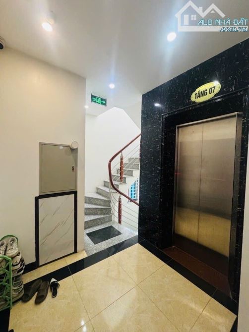 BÁN GẤP TÒA NHÀ CHDV TỪ LIÊM 110M2, 8 TẦNG, MT 8M, LÔ GÓC, 17.6 TỶ - 1