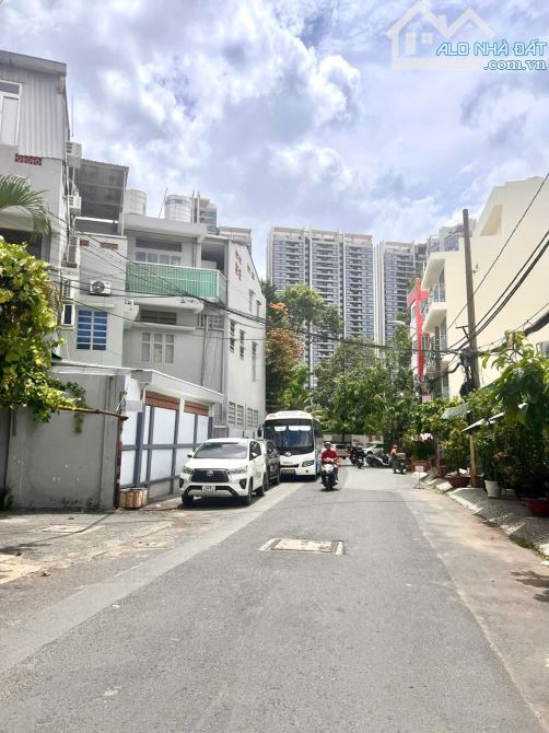 Bán nhà Tô Hiến Thành, P14 Q10, 100m2, 4 tầng, Giá 19 tỷ - 1