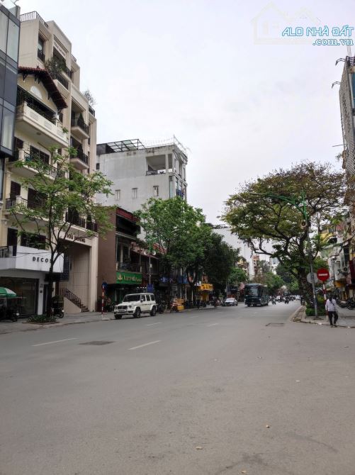 Bán nhà Phố Huế, DT 170m x 11 tầng, mặt tiền 11m, gara ô tô, 120 tỷ đồng - 1