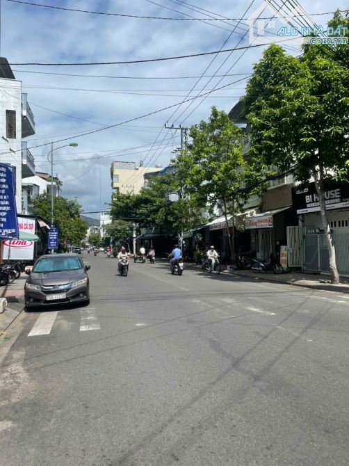 Bán đất mặt tiền rộng 8,7mnằm mặt đường Cửu Long, trung tâm Nha Trang, Khánh Hòa. 207m2 - 1