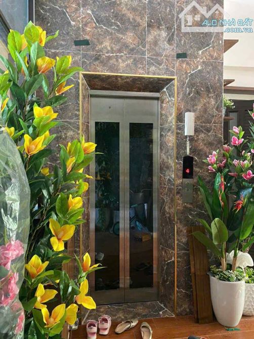 Mặt phố Đức Giang, Bình Minhgarden, 95X5T, Phân lô, vỉa hè, Thang Máy, KD, giá cực tốt 27 - 1