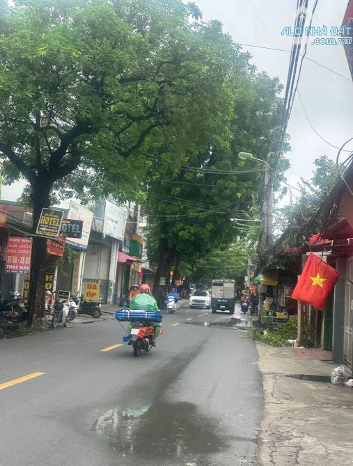 Bán tòa nhà văn phòng trên ở dưới cho thuê xây mới đẹp mặt phố Nguyễn Hoàng Tôn - 1
