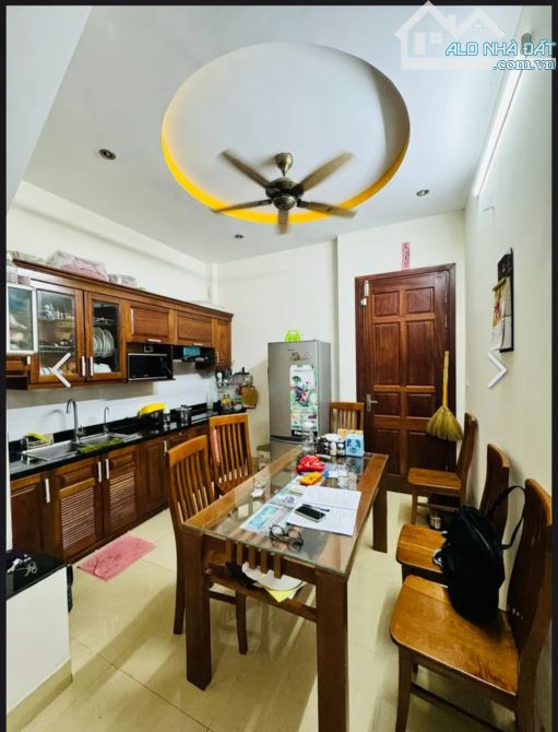 Cầu Giấy ,Hoàng Quốc Việt 42m x5t mt 3.6m 15 ty  * Nhà đẹp, Hoàng Quốc Việt thông bàn cờ, - 1