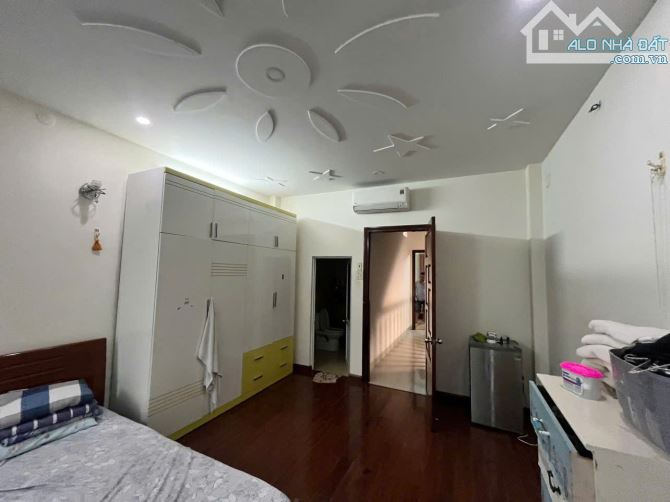 Bán Nhà 3 Tầng KDT Hà Quang - Giá 6tỷ500tr - 1