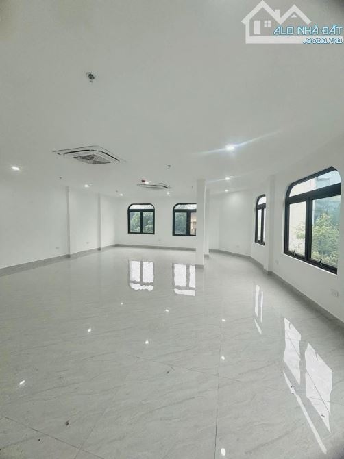 TÒA VĂN PHÒNG 91M2 +8 TẦNG ĐỘC NHẤT ĐẸP NHẤT ĐẮC ĐỊA NHẤT LÔ GÓC 1 MẶT PHỐ 1 MẶT NGÕ - 1