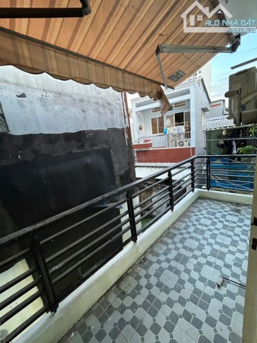 BÁN NHÀ 2 TẦNG -3 TỶ- GẦN MẶT TIỀN TRẦN XUÂN SOẠN - QUẬN 7,DT 35M,2PN,2WC - 1