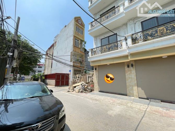 Nhà đẹp phố Đức Giang Long Biên 6 tầng, gara, ô tô tránh, thang máy, 10 tỷ hơn - 1