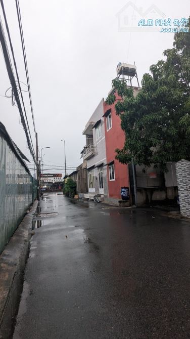 Mặt tiền đường số 21, Hiệp Bình Phước, Thủ Đức. Dt: 6 x 21 = 126m2 (vuông vắn) - 1