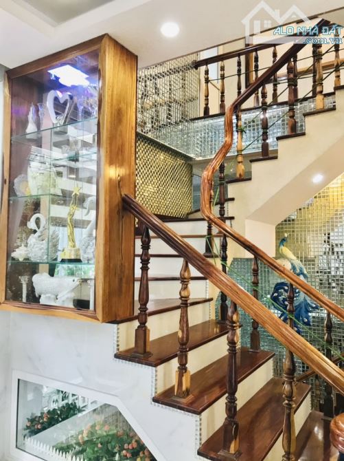 VILLA 2 MẶT TIỀN ĐƯỜNG YÊN THẾ NGANG 17,5M- 212M2 4 TẦNG 8P CÁCH CHỢ ĐÀ LAT 3,2KM GIÁ 29TỶ - 12