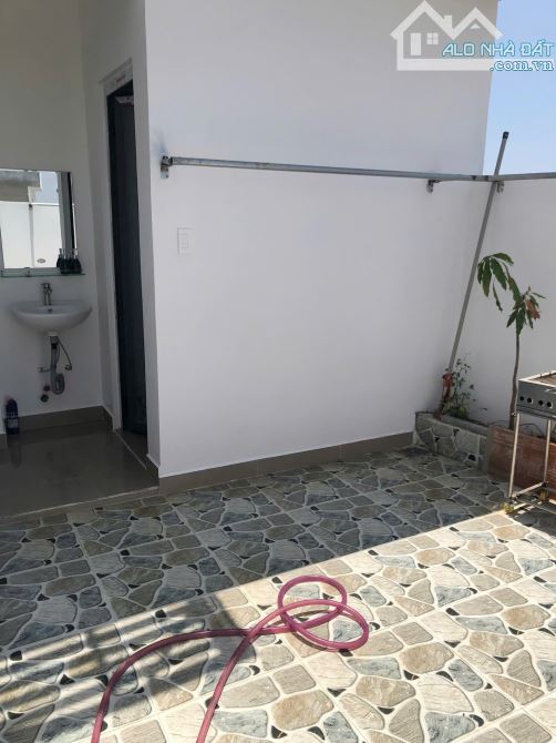 BÁN NHÀ KQH P7 ĐÀ LẠT – 102M² SỔ RIÊNG – ĐƯỜNG NHỰA Ô TÔ TRÁNH NHAU – FULL NỘI THẤT – 6ty - 12