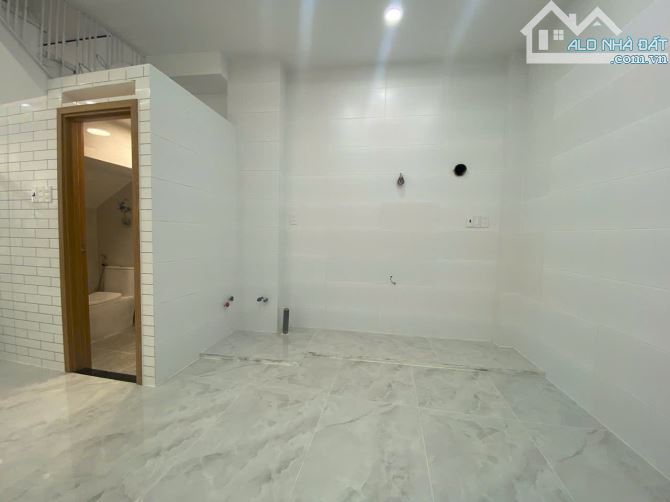 Bán nhà 4 tầng MT Lê Quang Định –Nơ Trang Long, DTSD 200m2, 16 tỷ - 13