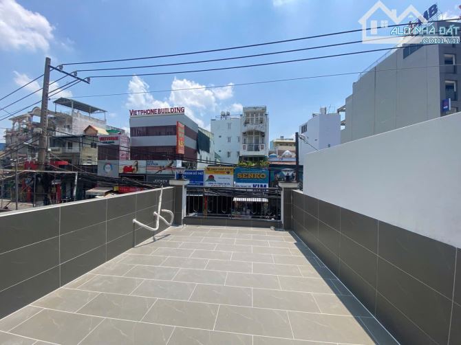 Chủ kẹt tiền bán GẤP nhà 4 tầng MT Lê Quang Định, DT 55m2, CHỈ 16 tỷ - 13