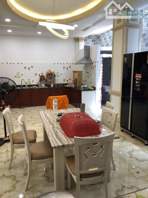 Bán Nhà MT Đường Trần Thị Ngôi - 8m x 20m - 160m/2- 1Trệt 2 Lầu + Sân Thượng- 4PN 5WC- F4 - 2