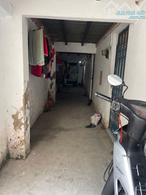 Bán dãy trọ đường T15, phường APĐ, Q12, dt 200m²(6x32)Hẻm 6m.DÒNG TIỀN 15tr/th,giá 5,45tỷ - 2
