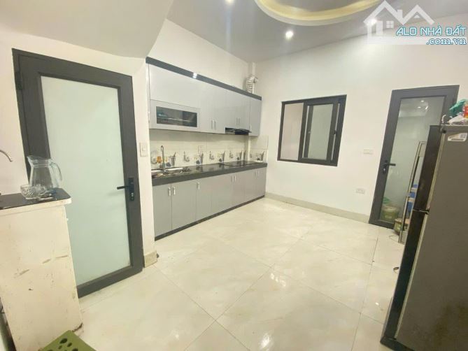 Bán nhà Cầu Đơ_Vài bước ra phố_Trung tâm quận_Nhà 4 tầng kiên cố_Nội thất xịn_45 m2_8 tỷ 8 - 2
