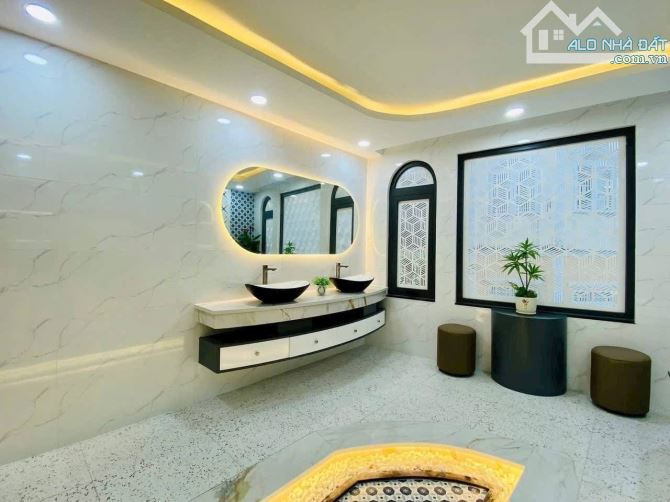 60M2 5TẦNG SÁT MẶT ĐƯỜNG RA EMART NỘI THẤT CAO CẤP CHỈ HƠN 8TỶ TL - 2