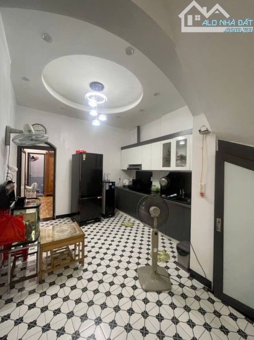⛩️⛩️ Bán nhà 2 tầng, phạm hữu điều, lê chân, giá 4,5 tỷ, 58m2 - 2