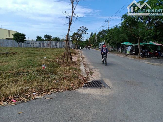 Bán Đất Chính Chủ MT đường nhựa 10m, ngay Bệnh viện Xuyên Á, 200m2, SHR, chỉ 1.3 tỷ - 2