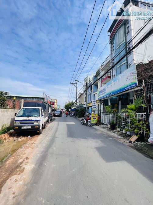 Đất SHR kế chợ Linh Trung gần ngã tư Thủ Đức tặng trọ doanh thu 20tr/th DT 220m2 ngang 9m - 2