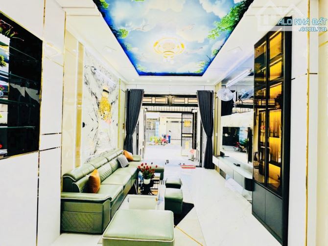Bán Nhà Q12 - 55M2 (4 x 15 ) -3Tầng - Hẻm HXH 8M  -  Chỉ 5,79 Tỷ. - 2