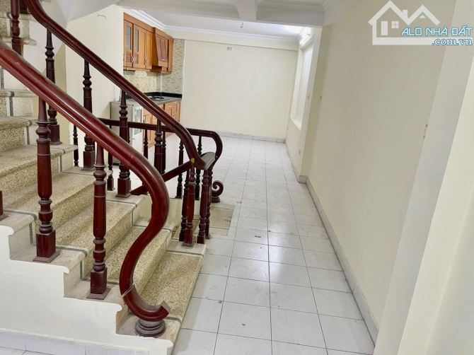Phân Lô Cầu Giấy, ô tô kinh doanh, 65m, mặt tiền 5.5m, 17.8 Tỷ - 2