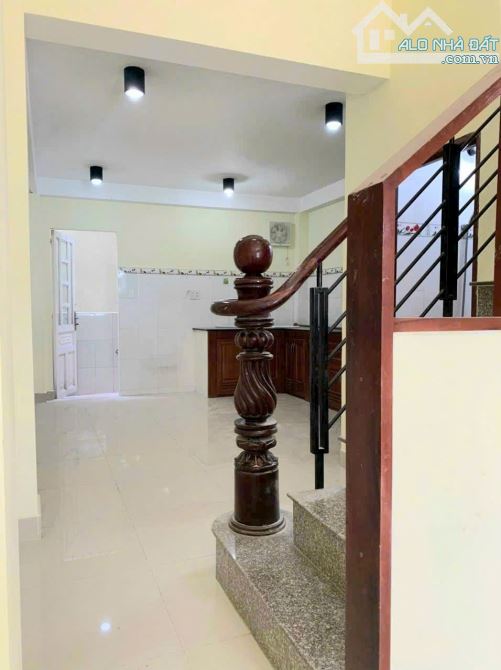 Nhà Đẹp Gò Cát – Hẻm Xe Hơi – Gần Quận 2 – Chỉ 4.6 tỷ - 2