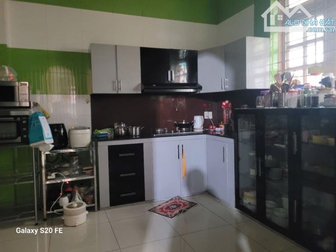 Mặt tiền Q8, 1000m2 ngang 24m biệt thự và nhà xưởng, ở vừa kinh doanh đỉnh, giá 78 tỷ TL - 2